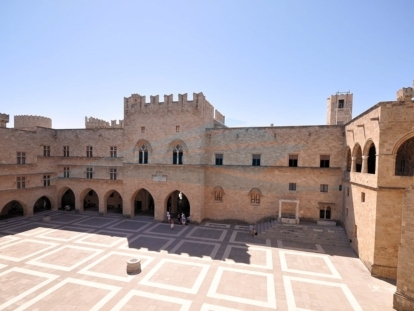 Rodos Adası Büyük Üstadlar Sarayı